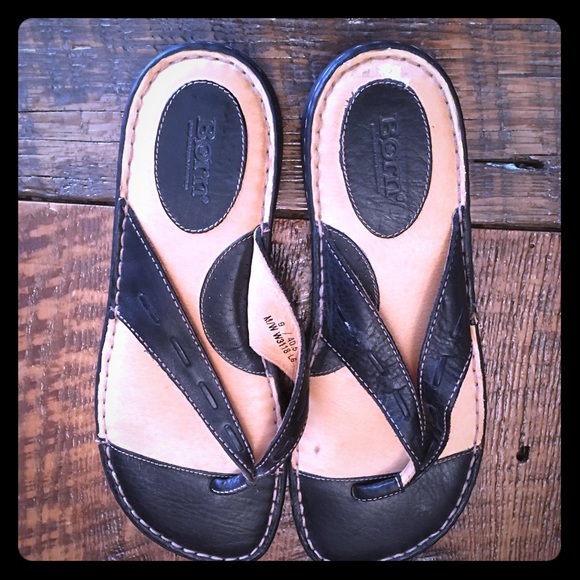 Born Shoes - Born Sandals - Comfortable! Size 9